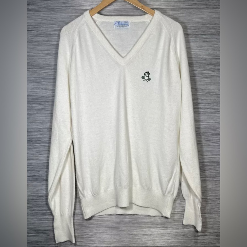 Mens XL Pickering White Sweater V-neck Long sleeve MADE IN USA Raglan Sleeve